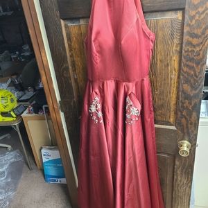 Dark red halter top, formal prom dress. Size 4. POCKETS with rhinestones